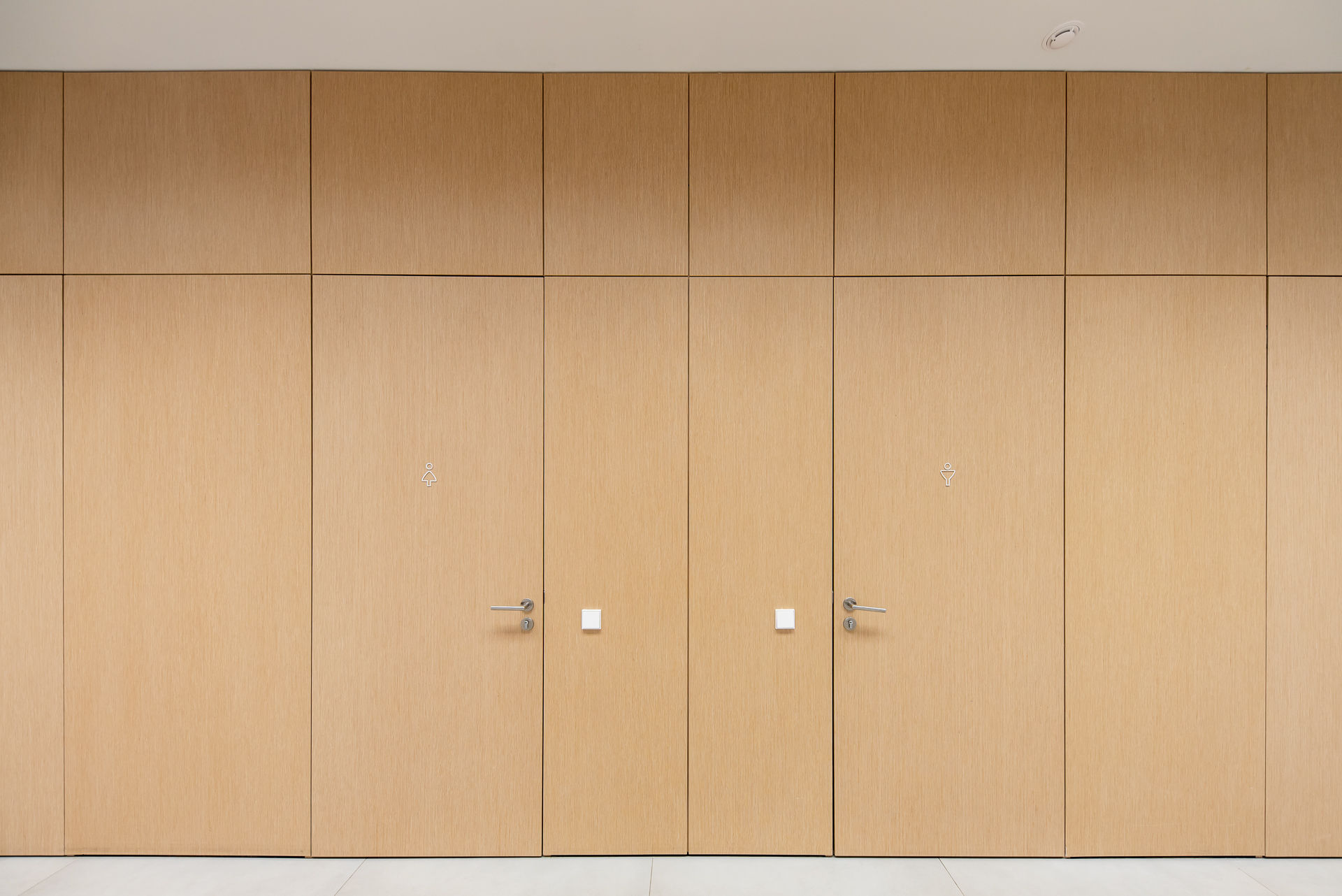 Фото Скрытые двери UALCOM-Stels