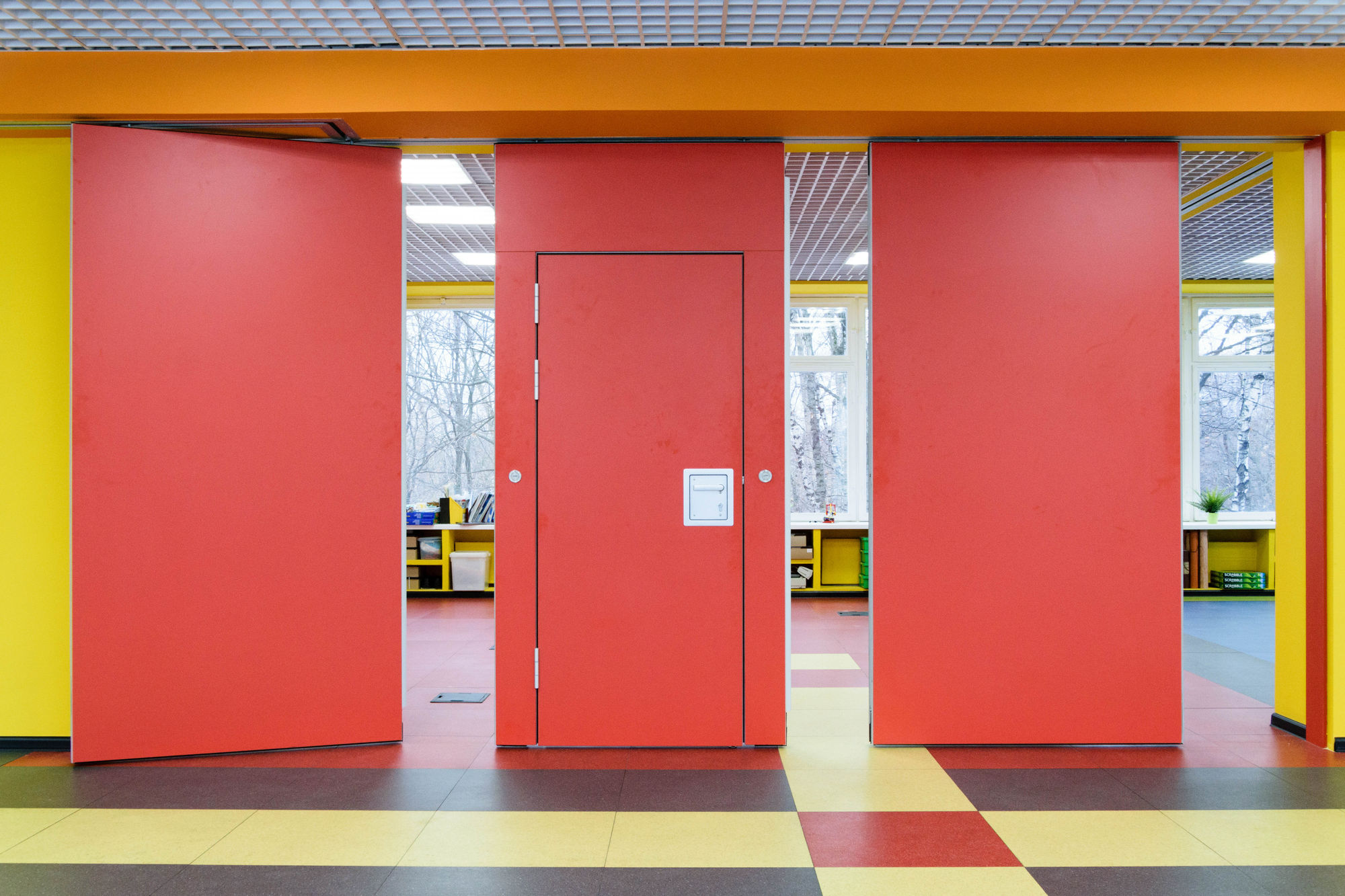 Фото Глухие раздвижные перегородки UALCOM Hufcor