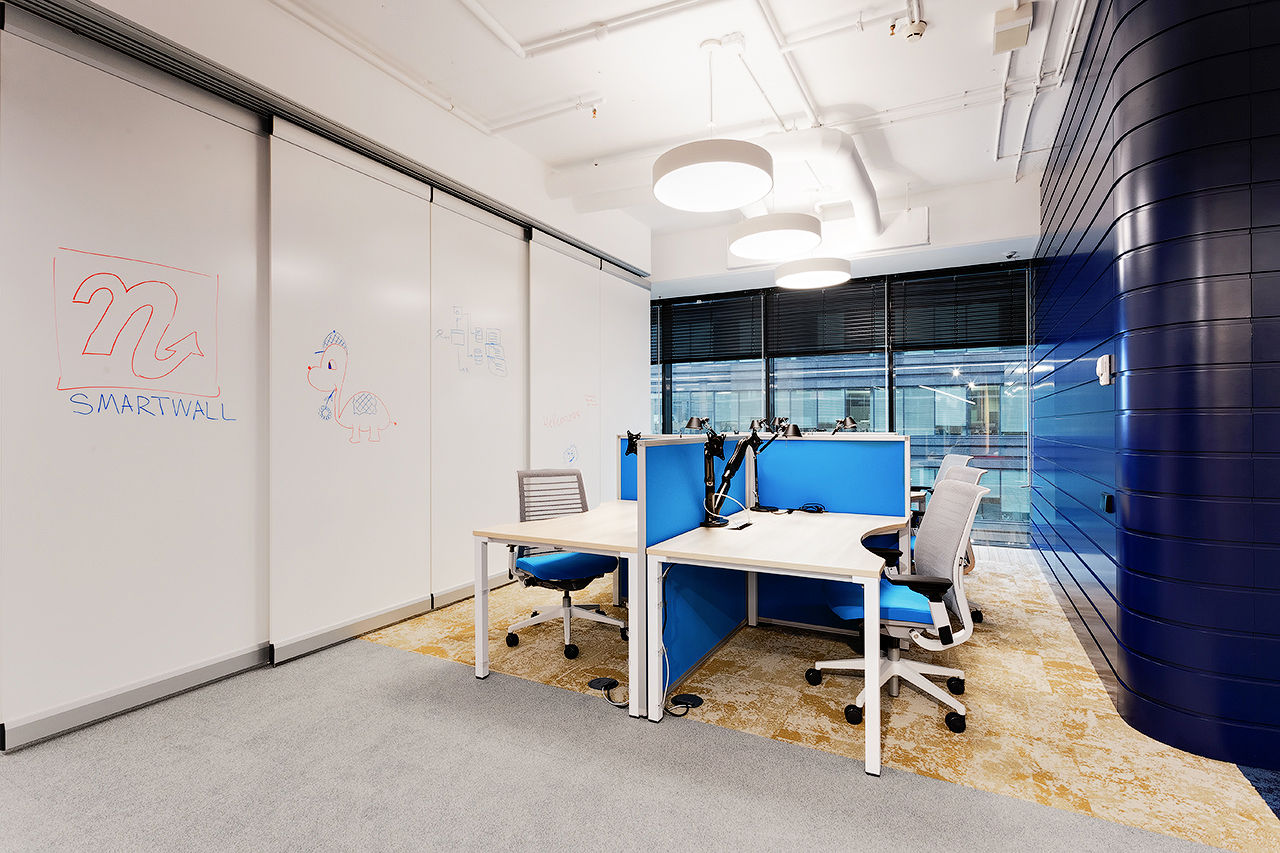 Фото Глухие раздвижные перегородки UALCOM Hufcor