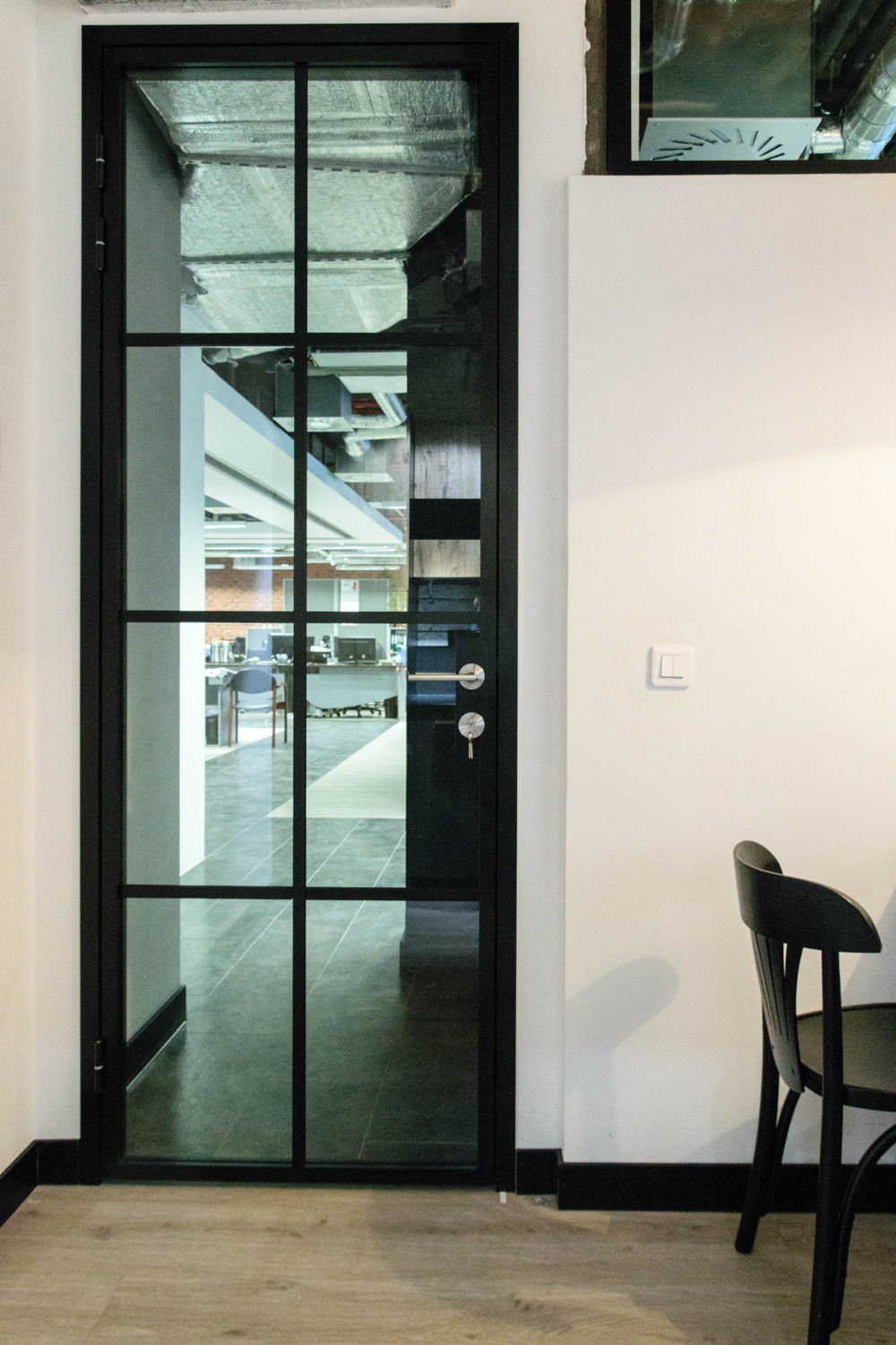 Фото Двери UALCOM-Quadro