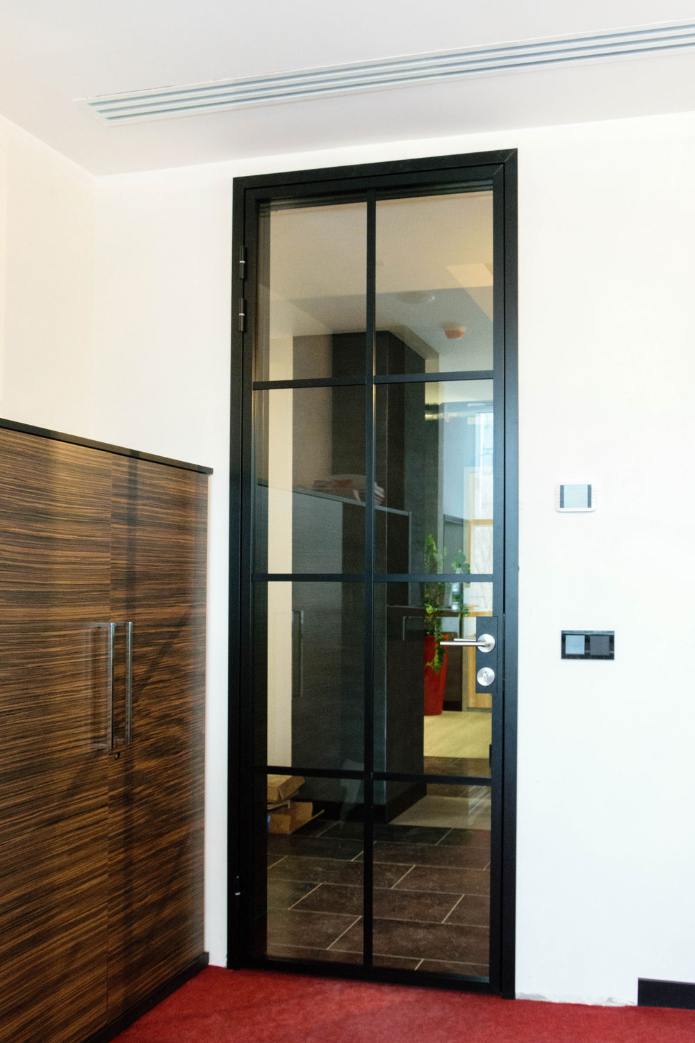 Фото Двери UALCOM-Quadro