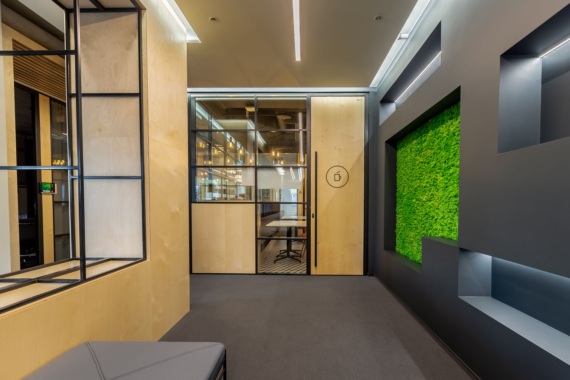 Фото Двери из стекла и ЛДСП UALCOM-Vitero