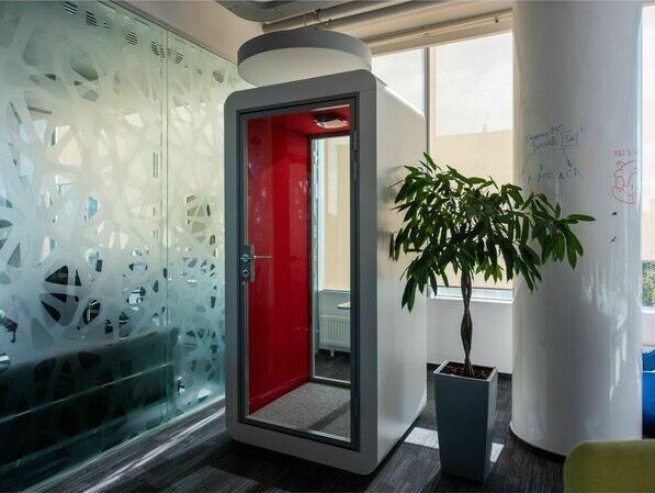 Фото Акустические кабинки