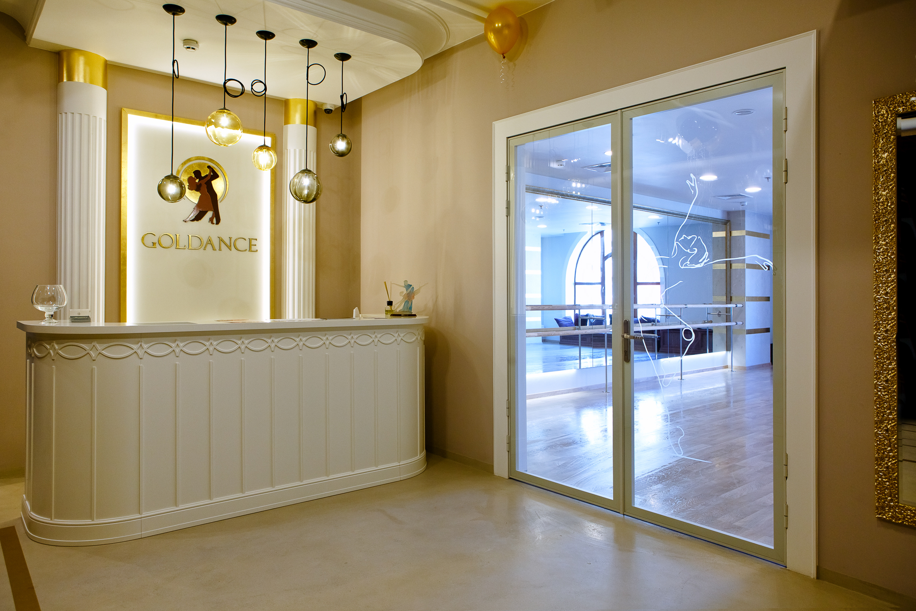 Фото Сказочный мир танца в студии GolDance.