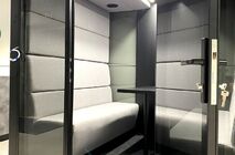 Компания ЭКСПРЕССПЛАТА выбрала акустические кабины UALCOM для своего офиса в Киеве