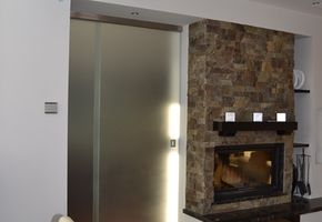 UALCOM-Crystal в проекте Коттедж в Безрадичах