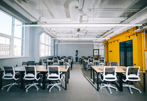 UALCOM-Crystal в проекте Компания UALCOM оформила пространство нового офиса современного сообщества состоявшихся стартап-основатетелей -  LIFT99 в г. Киев.