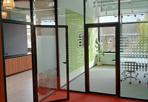 Двери UALCOM-Vitero в проекте UALCOM выполнила обширный проект для нового офиса крупной международной IT компании.