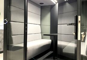 Акустические кабины в проекте Компания ЭКСПРЕССПЛАТА выбрала акустические кабины UALCOM для своего офиса в Киеве